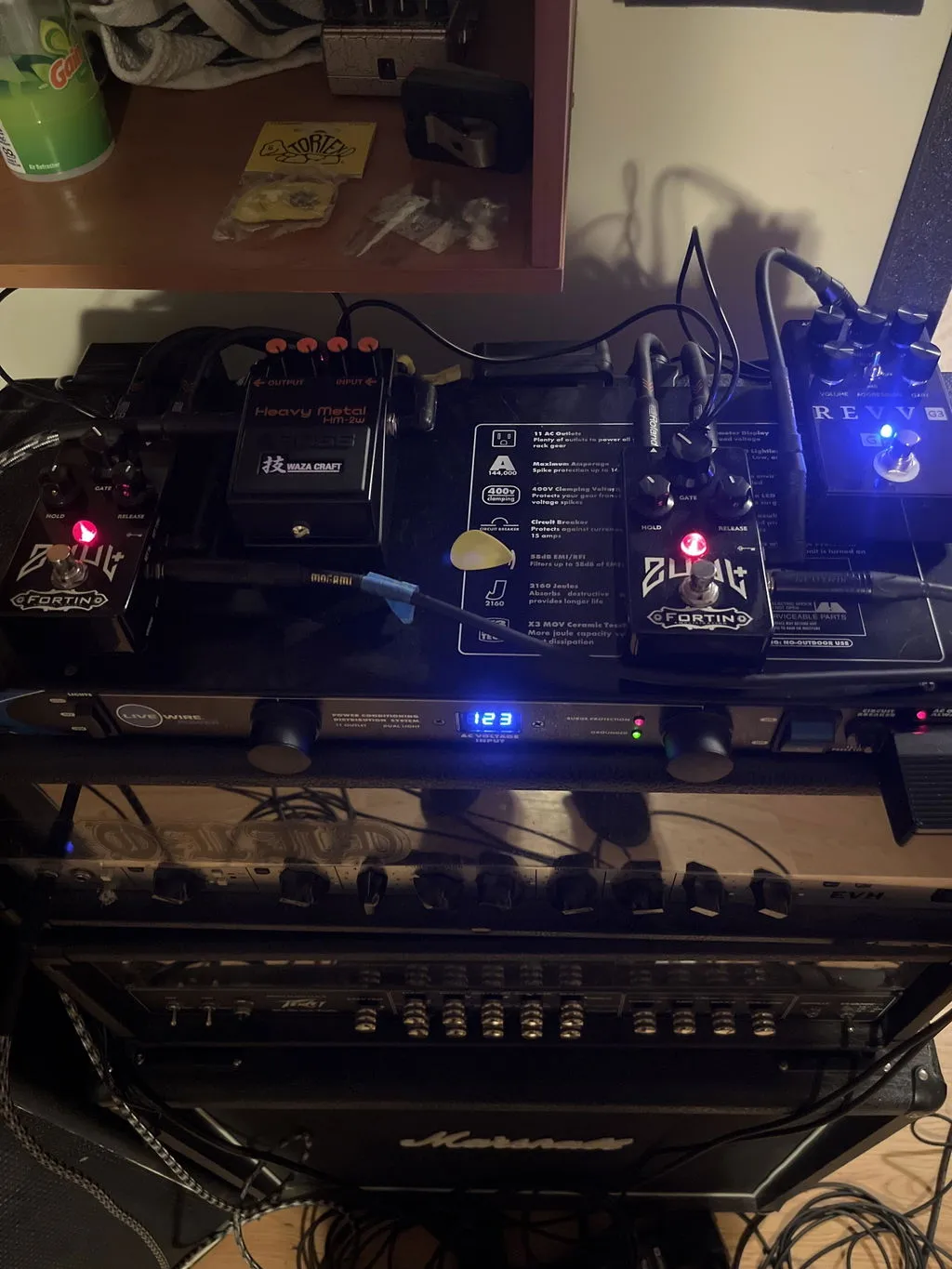 Fortin Zuul+ noisegate pedal med Hold