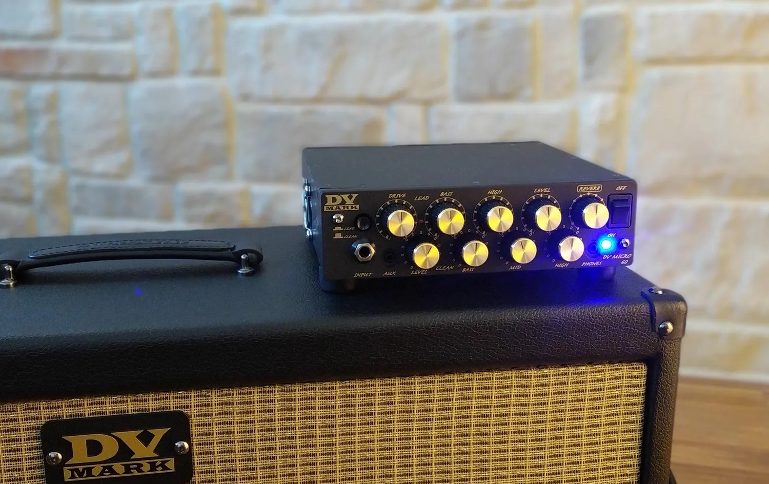 DV Mark DV Micro 60 gitarforsterker 60W 2 kanaler