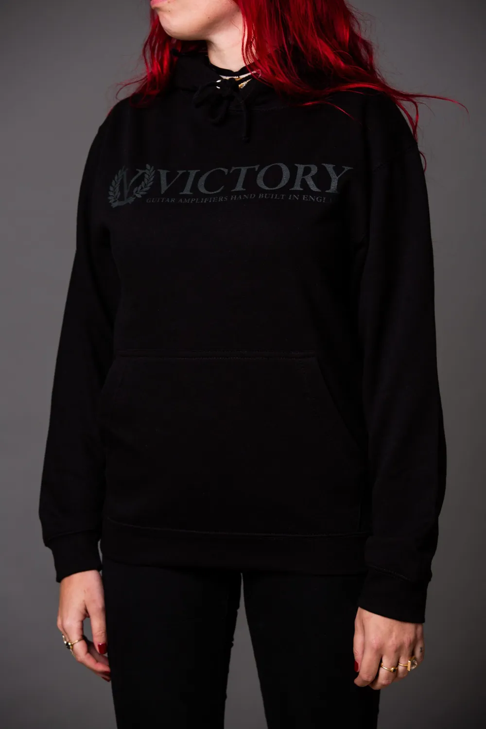 Victory Official Hoodie hettegenser svart sort logo