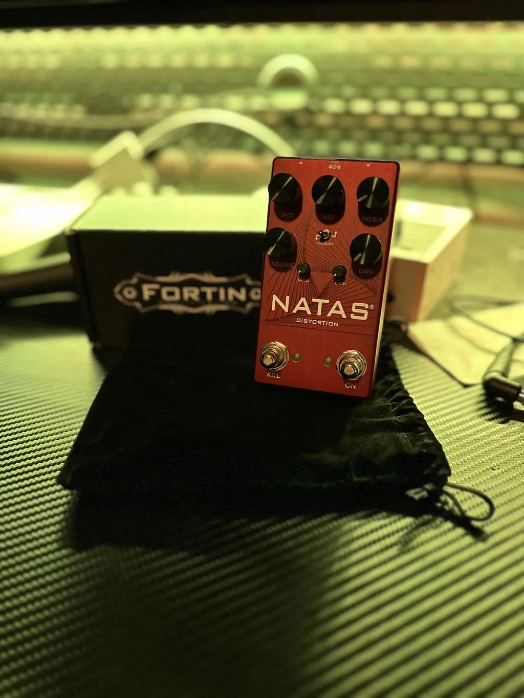 Fortin Natas preamp distortionpedal high-gain Kill-boost
