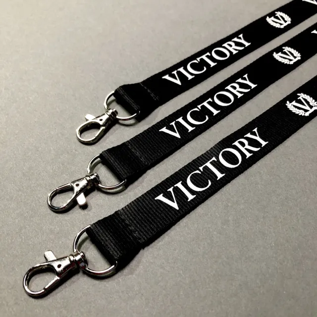 Victory Lanyard nøkkelbånd 47 cm svart logo