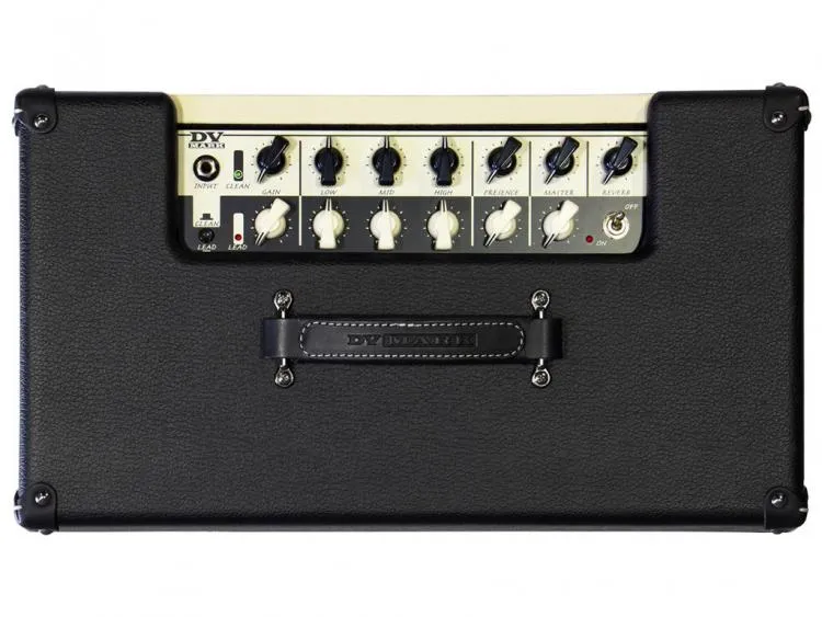 DVmark FGC 121 gitarcombo 120W signatur