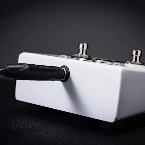 Victory RK50 Tremolo Reverb fotbryter gloss white dual