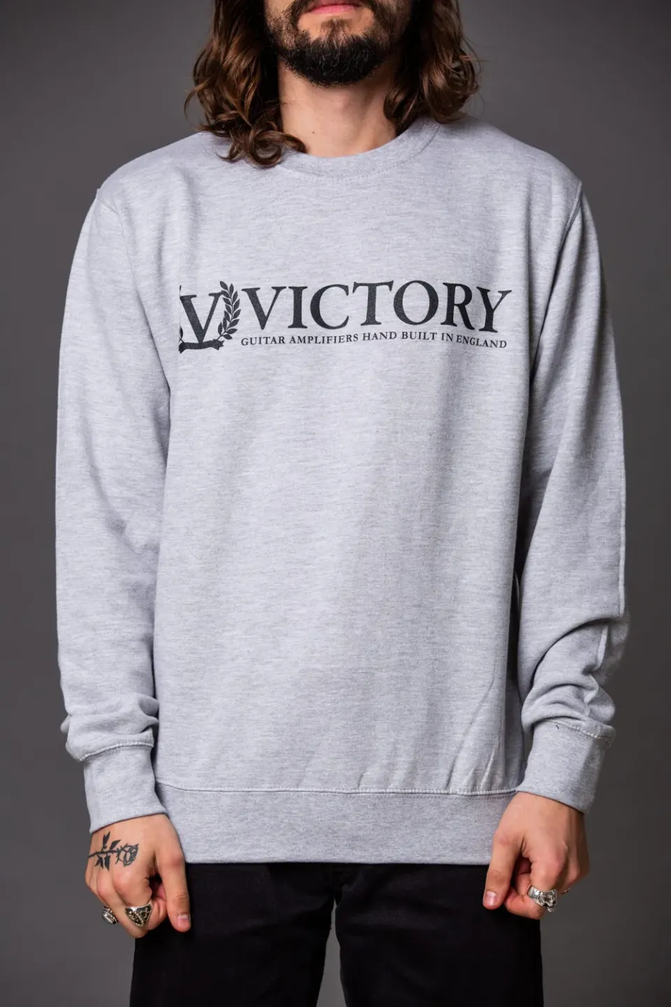 Victory sweatshirt genser grå svart logo