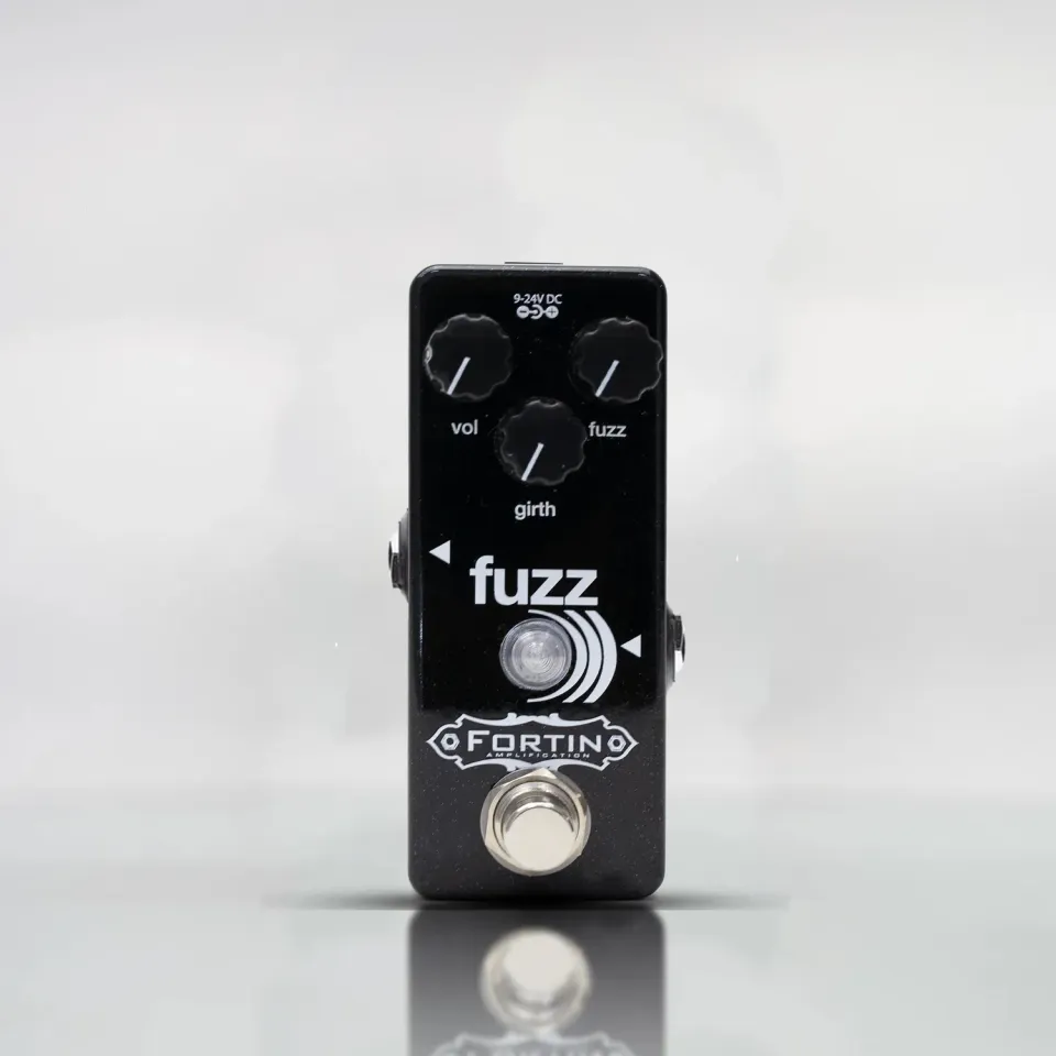 Fortin Fuzz))) fuzzpedal doom 9-24V miniformat