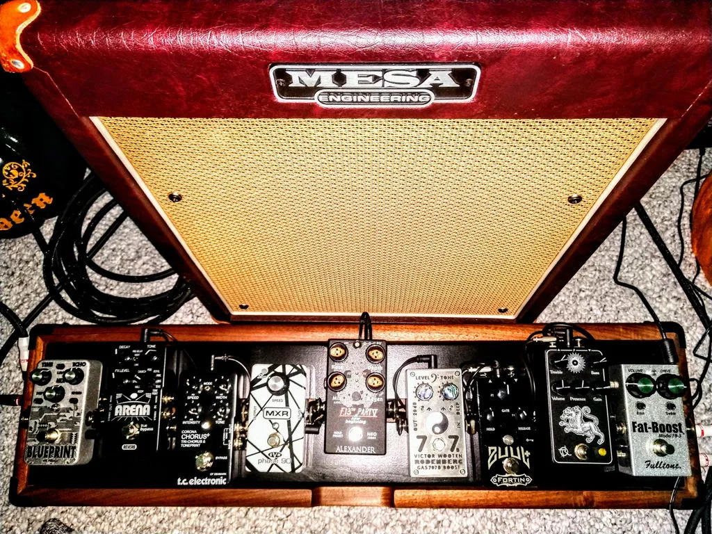 Fortin Zuul+ noisegate pedal med Hold